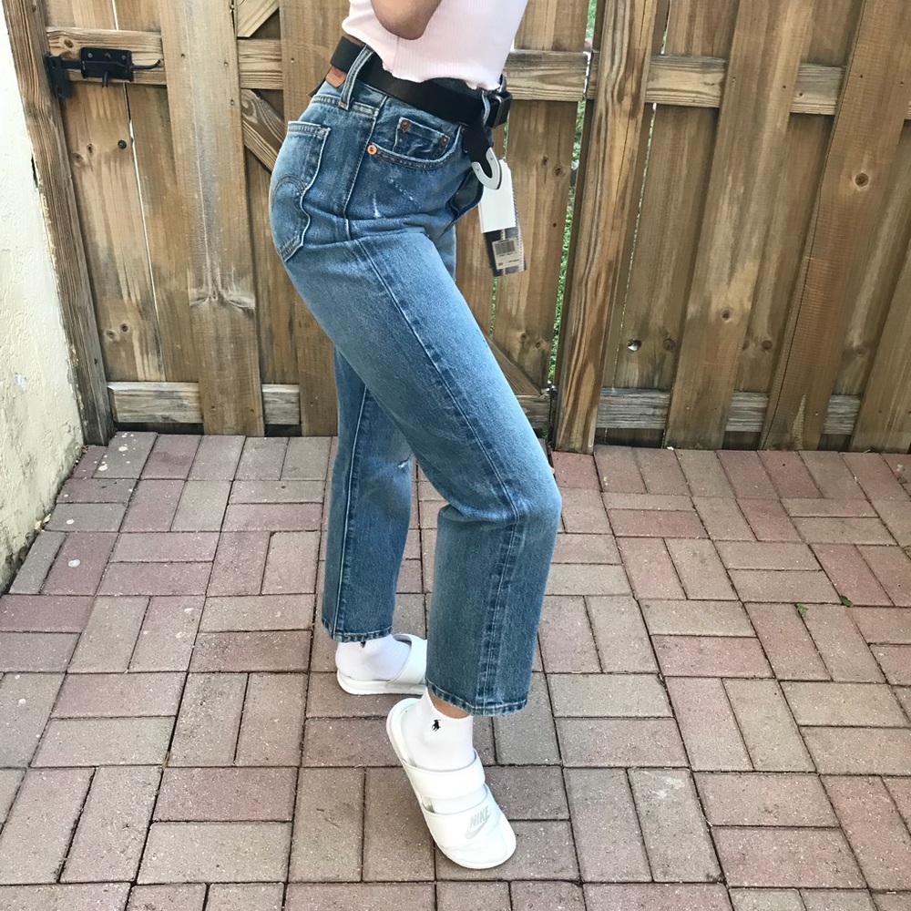 NWT Levi’s Wedgie Straight Selvedge - Picture 5 of 8